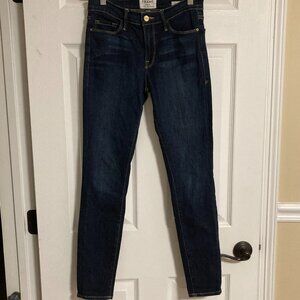 Frame Le Skinny de Jeanne Size 27